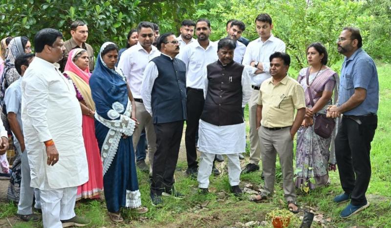 धमतरी जिले में 200 एकड़ से बढ़ाकर 600 एकड़ तक औषधीय खेती के विस्तार का लक्ष्य